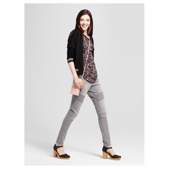 Mossimo Supply Co. Denim - Mossimo Mid Rise skinny moto Jeans